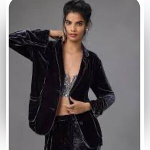 Graham & Spencer Black Silk Velvet Relaxed Blazer